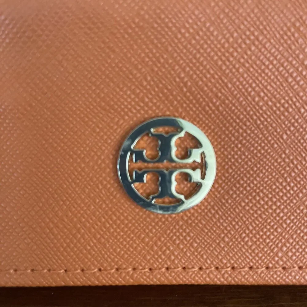 Tory Burch tory burch